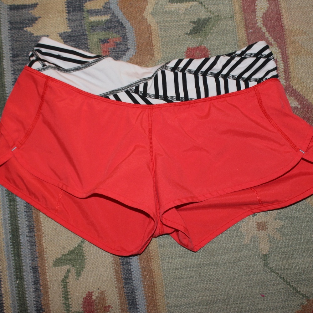 lululemon shorts 6